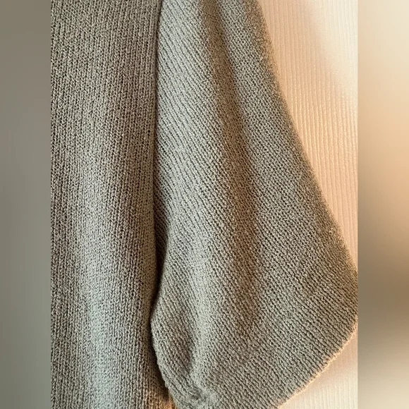 H&M Collared Shirt - Picture 4 of 5